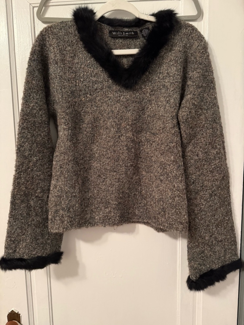 Willi Smith Gray Bouclé V-Neck Sweater with Black Faux Fur Trim